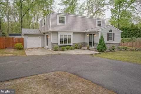 Exterior - 25 Mill Rd, Shamong, NJ 08088 photo 2 of 10
