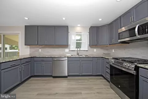 178 Forge Rd, Delran, NJ 08075 photo 4