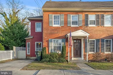 562 Main St, Lumberton, NJ 08048