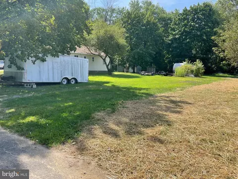 21 Wilson Ave, Bordentown, NJ 08620