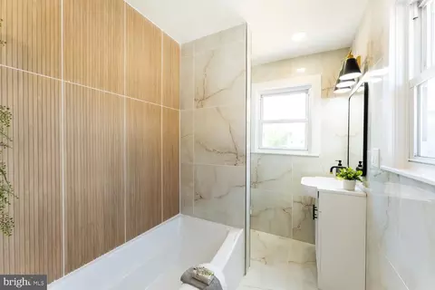 Bath - 210 S Fairview St, Riverside, NJ 08075 photo 1 of 4