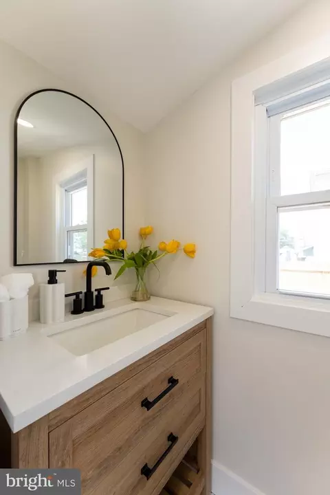 Bath - 210 S Fairview St, Riverside, NJ 08075 photo 4 of 4