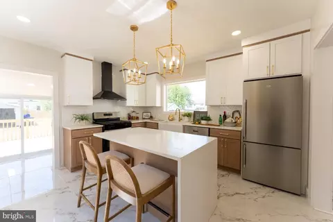Kitchen - 210 S Fairview St, Riverside, NJ 08075 photo 4 of 4