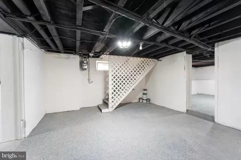 Entry Way - 210 S Fairview St, Riverside, NJ 08075 photo 8 of 8