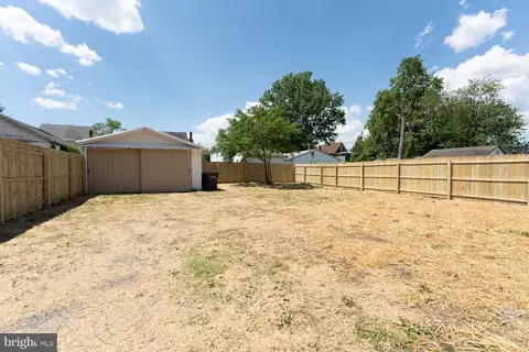 Exterior - 210 S Fairview St, Riverside, NJ 08075 photo 1 of 2