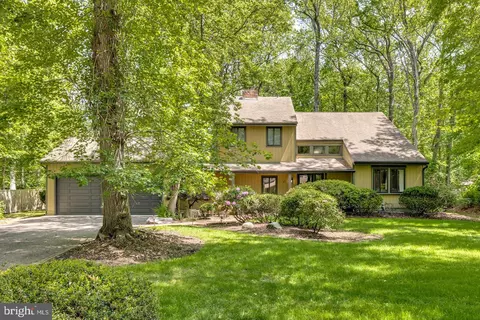 11 Mississippi Trl, Medford, NJ 08055