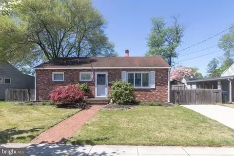 411 Illinois Ave, Delanco, NJ 08075