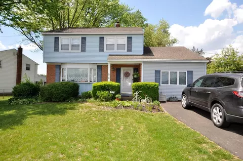 400 S Arthur Dr, Edgewater Park, NJ 08010