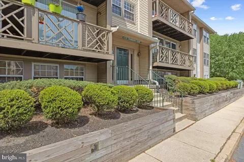 6 Cranberry Ct, Marlton, NJ 08053