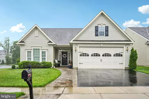 17 Alcott Way, Marlton, NJ 08053