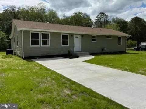 38 Stagecoach Rd, Southampton, NJ 08088