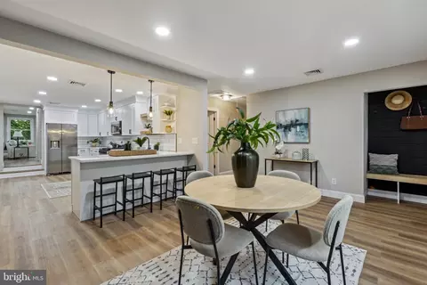 Dining - 319 E Rudderow Ave, Maple Shade, NJ 08052 photo 3 of 3