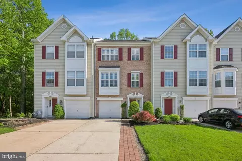 687 Barton Run Blvd, Marlton, NJ 08053