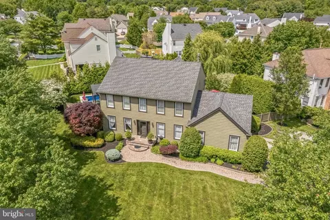 10 Garwood Ct, Medford, NJ 08055