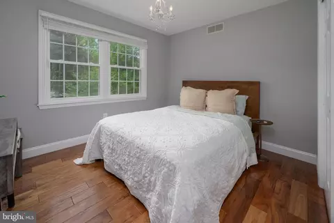 Bedroom - 47 Millstone Dr, Shamong, NJ 08088 photo 3 of 4