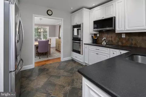 Kitchen - 47 Millstone Dr, Shamong, NJ 08088 photo 2 of 2