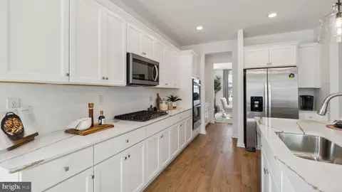 Entry Way - 103 New Rd, Tabernacle, NJ 08088 photo 6 of 22
