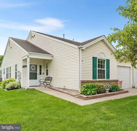 9 Peppergrass Dr N, Mount Laurel, NJ 08054