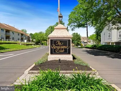 902 A Scotswood Ct, Mount Laurel, NJ 08054