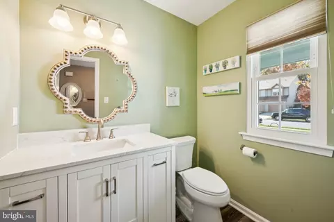 Bath - 41 Kettlebrook Dr, Mount Laurel, NJ 08054 photo 1 of 3