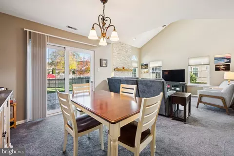 Dining - 41 Kettlebrook Dr, Mount Laurel, NJ 08054 photo 3 of 3
