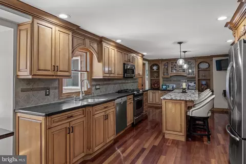 Kitchen - 4 Sequoia Dr, Cinnaminson, NJ 08077 photo 1 of 3