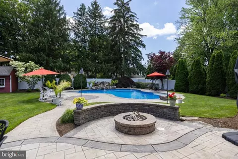 Exterior - 4 Sequoia Dr, Cinnaminson, NJ 08077 photo 6 of 10