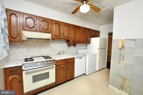 19 Rose Ave, Maple Shade, NJ 08052 photo 5