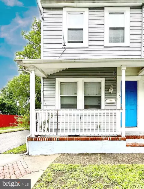 515 Third St, Beverly, NJ 08010 photo 1