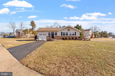 2300 Andover Rd, Cinnaminson, NJ 08077