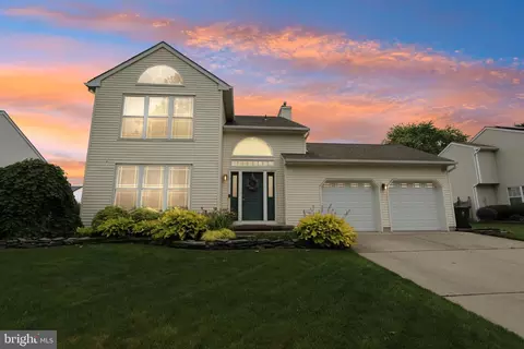 84 Jennifer Ln, Burlington, NJ 08016