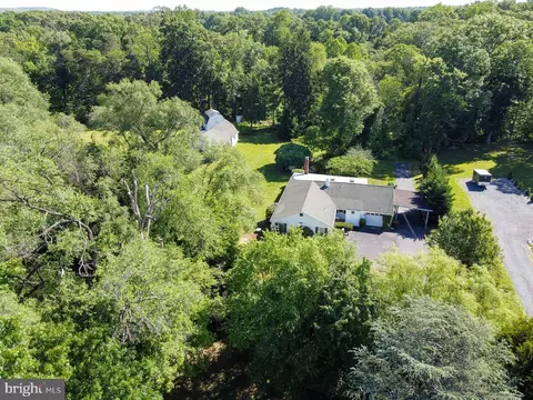 1009 Potts Mill Rd, Bordentown, NJ 08505
