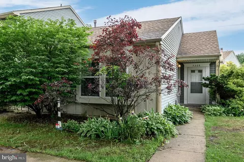 5206 Red Haven Dr, Marlton, NJ 08053