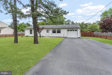 54 Tecumseh Trl, Browns Mills, NJ 08015