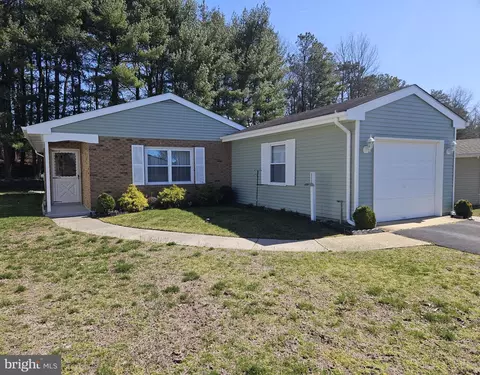 26 Kingston Way, Southampton, NJ 08088