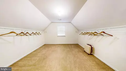 Entry Way - 12 Fieldcrest Dr, Columbus, NJ 08022 photo 6 of 6