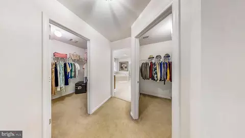 Entry Way - 12 Fieldcrest Dr, Columbus, NJ 08022 photo 4 of 6