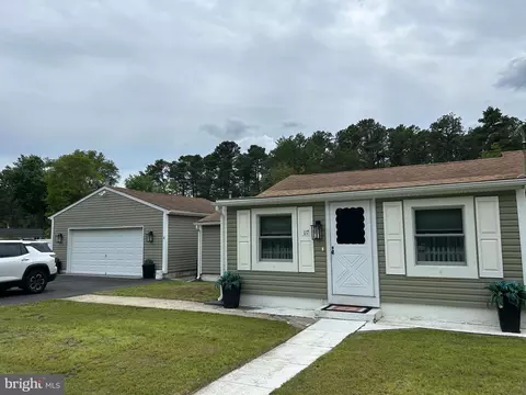 117 W Waverly St S, Browns Mills, NJ 08015