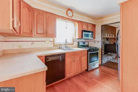 Kitchen - 449 West Ave, Delanco, NJ 08075 photo 1 of 2