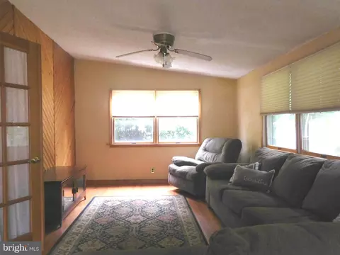 Living - 449 West Ave, Delanco, NJ 08075 photo 5 of 5