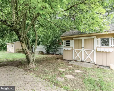 Exterior - 449 West Ave, Delanco, NJ 08075 photo 5 of 7
