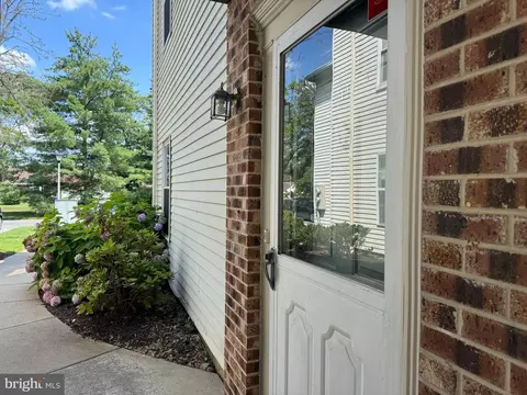 129 W Berwin Way, Mount Laurel, NJ 08054