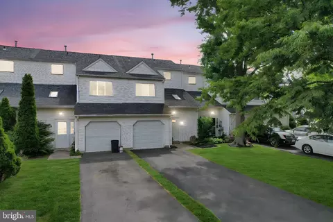 6 Carob Ct, Lumberton, NJ 08048