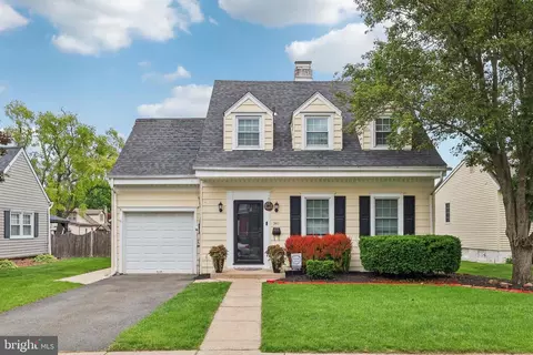 341 Glenwood Ave, Burlington, NJ 08016