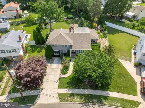 View/Area - 306 Fenimore Ln, Delanco, NJ 08075 photo 2 of 9