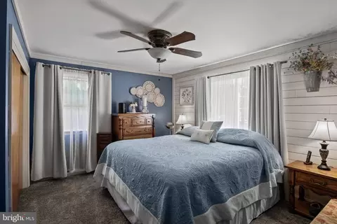 Bedroom - 306 Fenimore Ln, Delanco, NJ 08075 photo 1 of 4