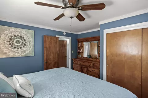 Bedroom - 306 Fenimore Ln, Delanco, NJ 08075 photo 3 of 4