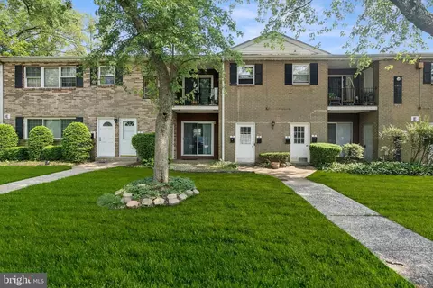 1294 Cooper St #E3, Edgewater Park, NJ 08010