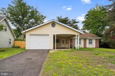 215 Somerset Dr, Willingboro, NJ 08046