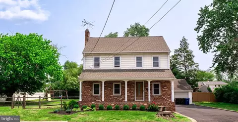 2706 New Albany Rd, Cinnaminson, NJ 08077